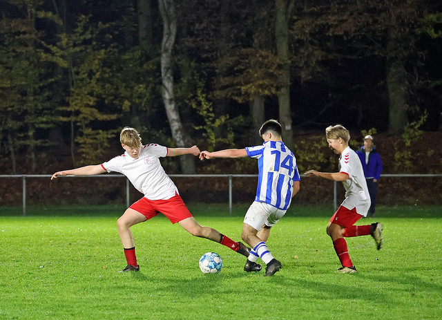 JO 17-2 verliest inhaalwedstrijd van Raptim