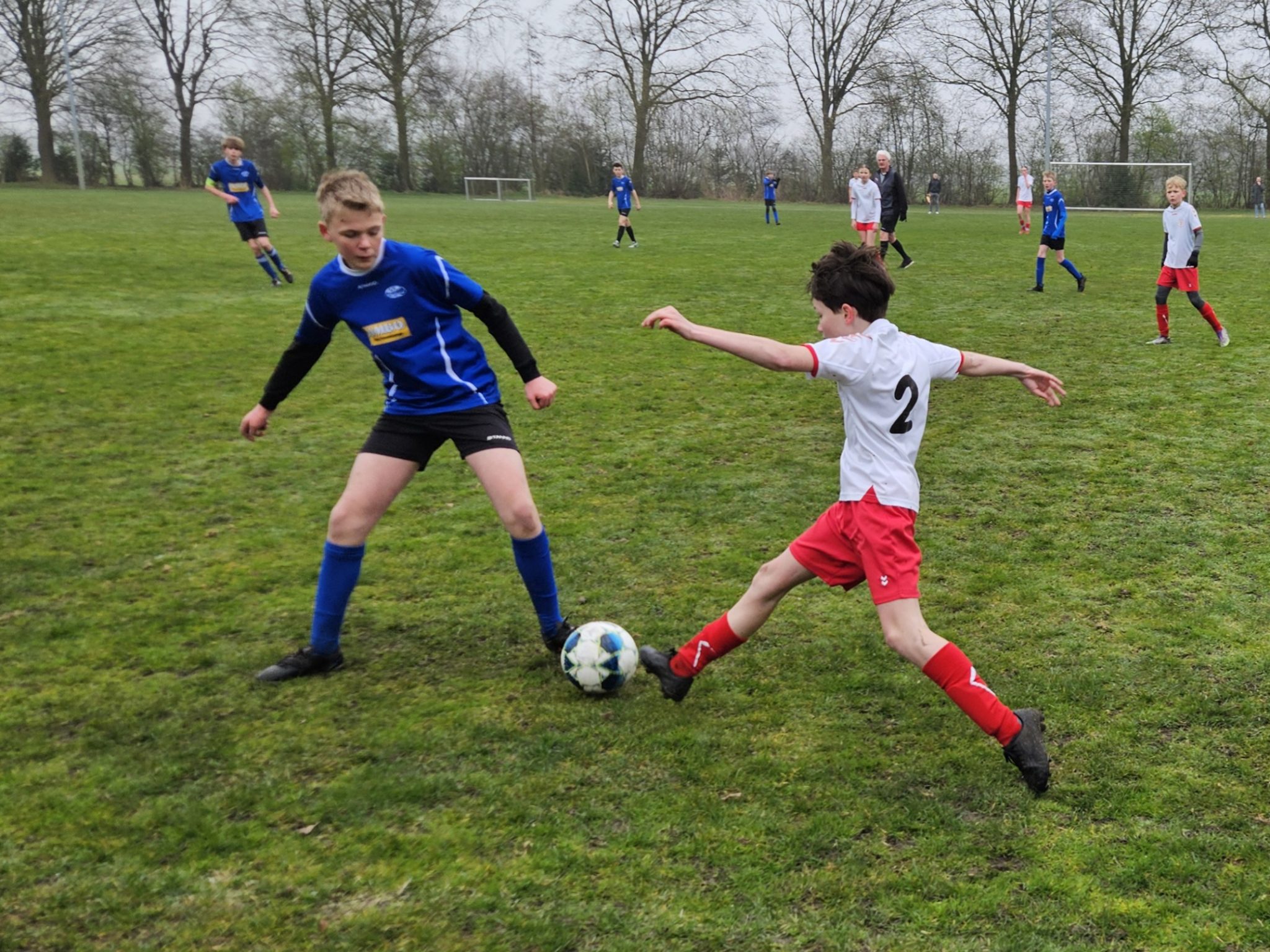 ⚽️ Wedstrijdverslag: De Helden in het Rood-Wit in Dalerpeel!