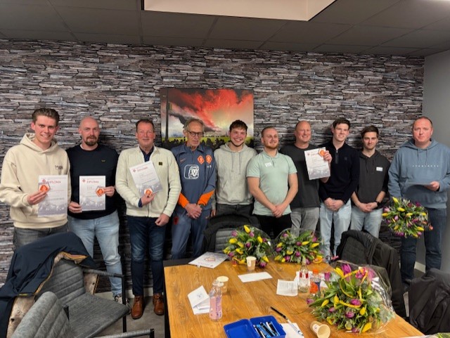 Tom Gubler en Bastiaan Hoorn geslaagd voor opleiding Verenigingsscheidsrechter