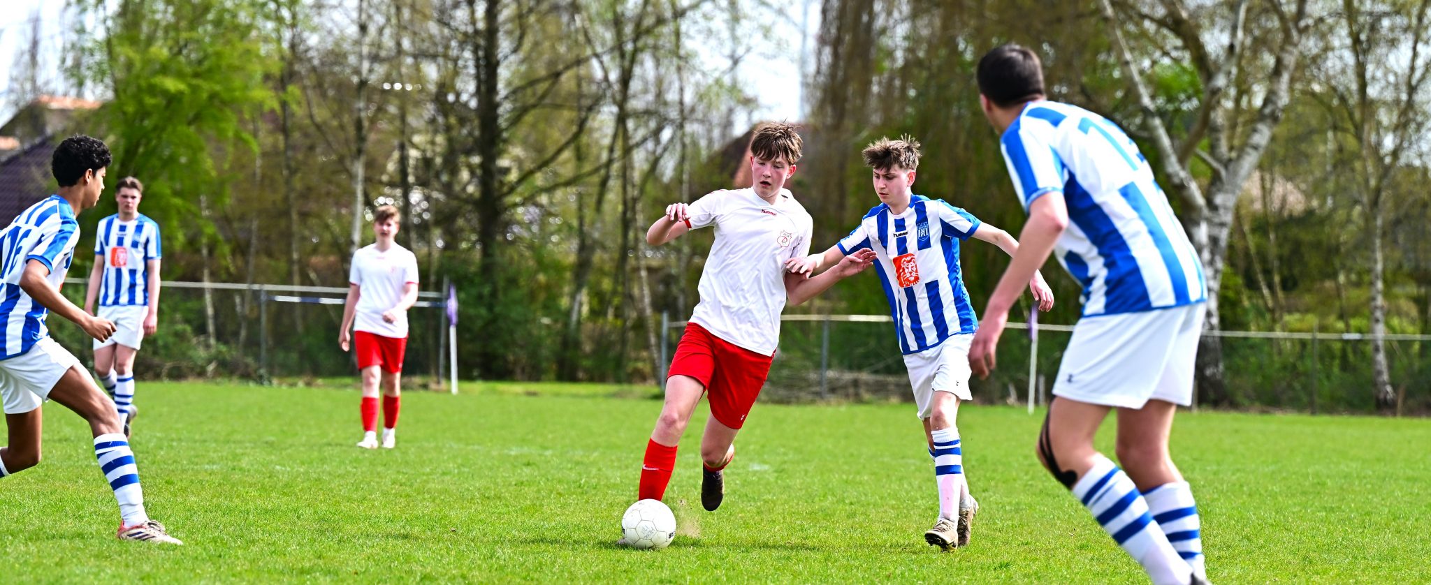 JO 17-2 wint met 1-5 van Raptim JO 17-2