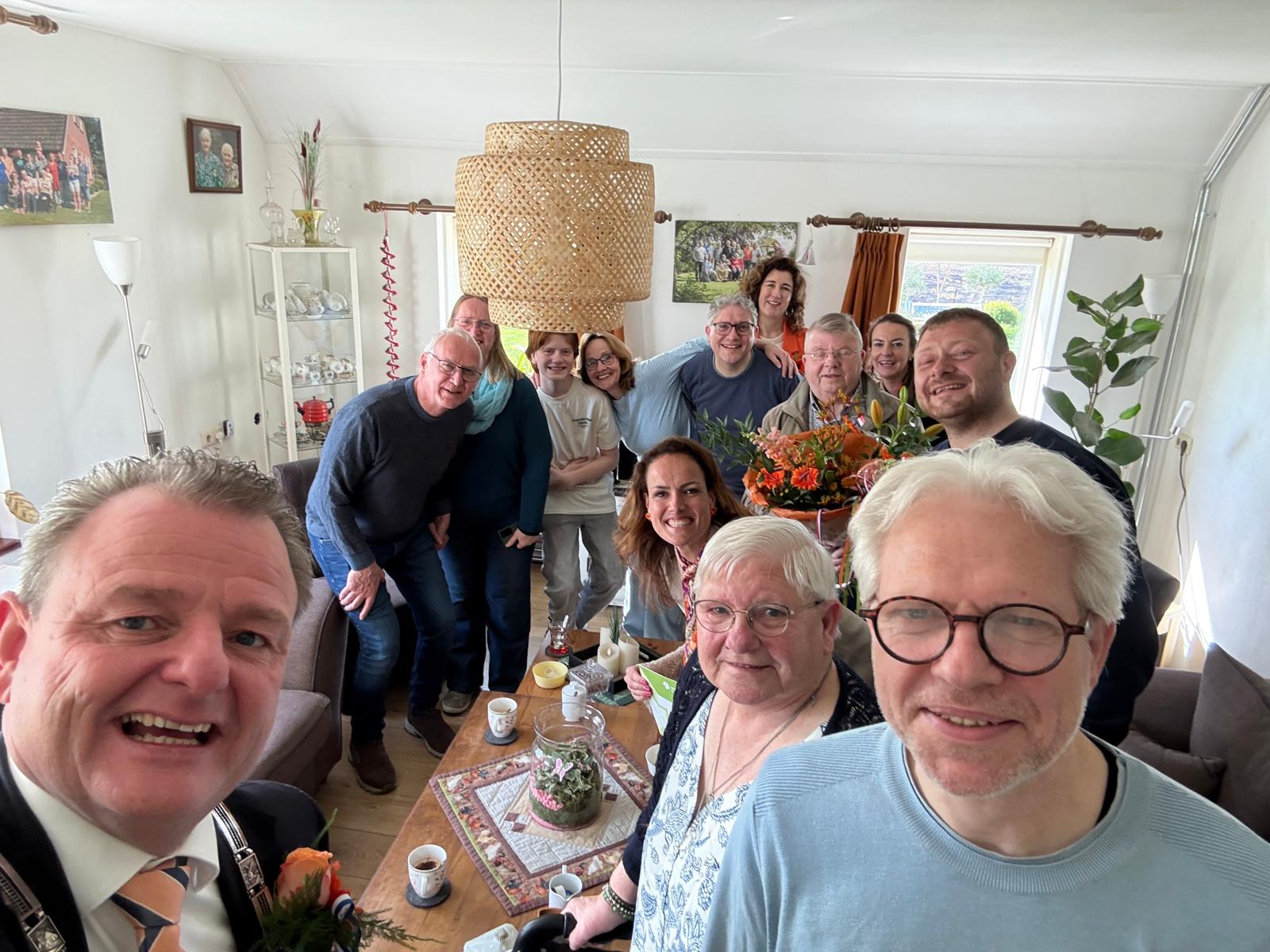 Derk Lennips ontvangt Koninklijke Onderscheiding