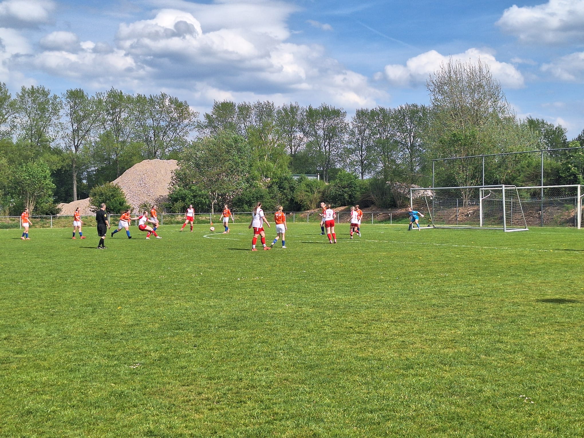 MO 20-1 verplettert Nieuw Buinen MO 20-1 met 0-20