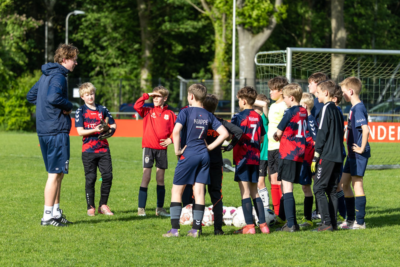 Trainingstijden en -velden zijn bekend