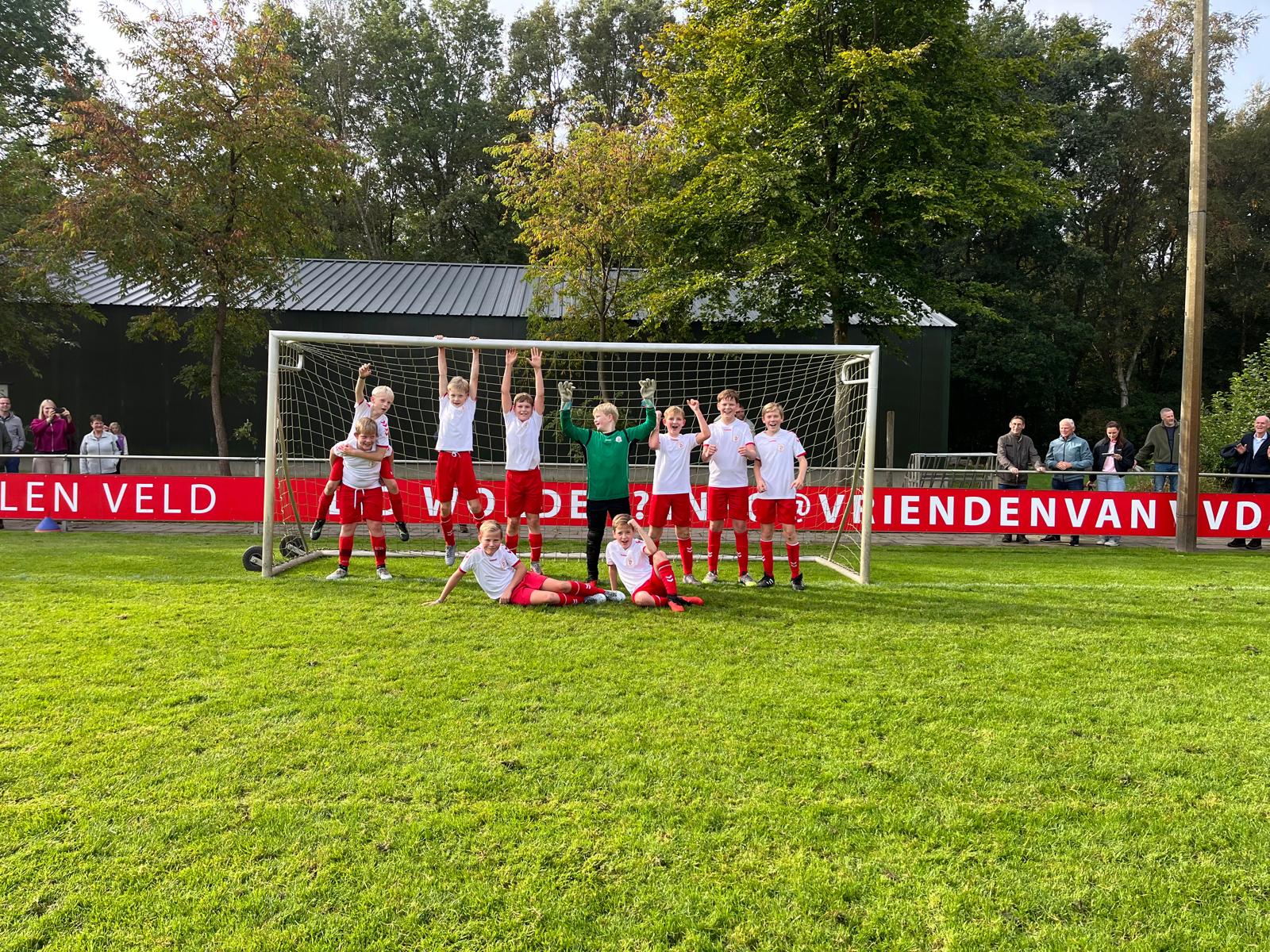 JO 12-1 KAMPIOEN!