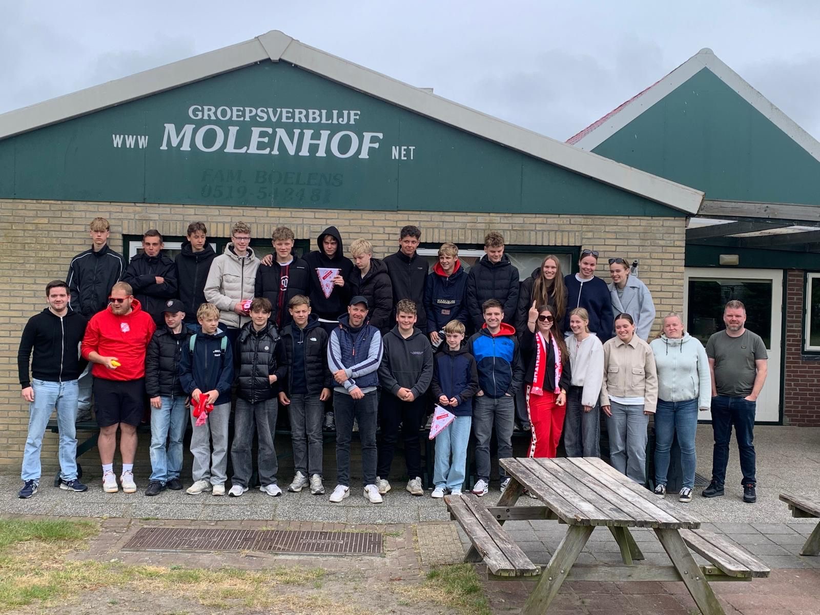 JO-15 beleeft fantastisch voetbalkamp op Ameland